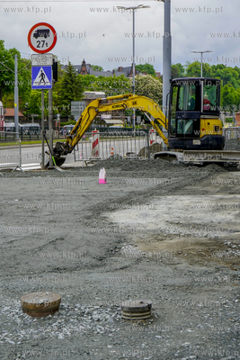 Budowa ścieżki rowerowej na Hucisku w Gdańsku. 28.05.2021...