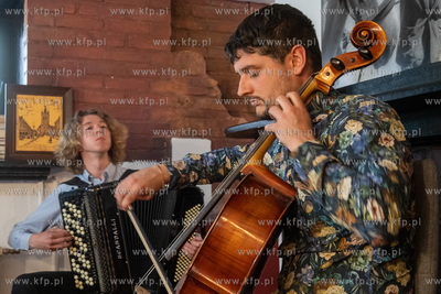 Literacka Restaurant & Wine Bar. Bursztyny Literatury....