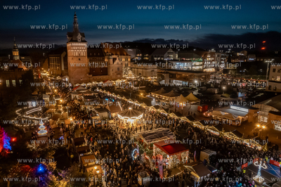 Gdańsk. Jarmark Bożonarodzeniowy na Targu Węglowym....