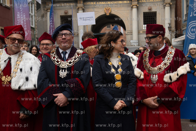 Studenci, nauczyciele akademiccy, władze pomorskich...