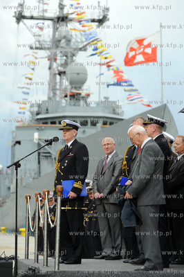Port wojenny Oksywie w Gdyni. Przekazanie dowodzenia...