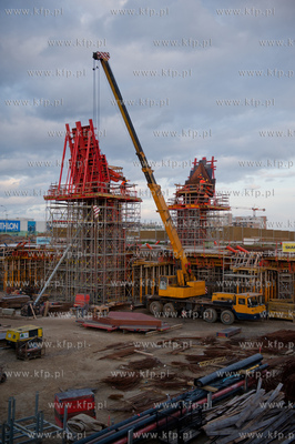 Gdansk. Budowa wezla drogowego Karczemki i trasy WZ....