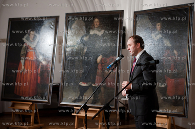Gdansk. Muzeum Narodowe, oddział Sztuki Dawnej. Uroczystosc...