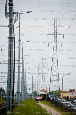 Gdansk. Chelm. Siec wyokiego napiecia.
13.06.2013
fot....