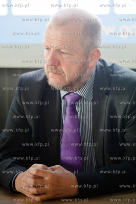 Gdynia. Info Box. Konferencja prasowa poprzedzajaca...