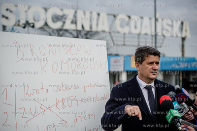 Gdansk. Plac Solidarnosci. Konferencja Janusza Palikota,...