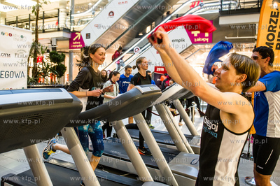 Gdańsk. Centrum Handlowe Manhattan. Charytatywna Bitwa...