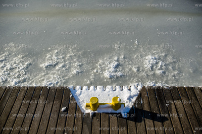 Gdańsk. Mroźny, słoneczny, zimowy dzień. Minusowe...