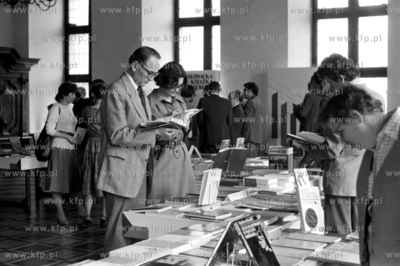 Wystawa czechosłowackiej książki naukowej w Sali...