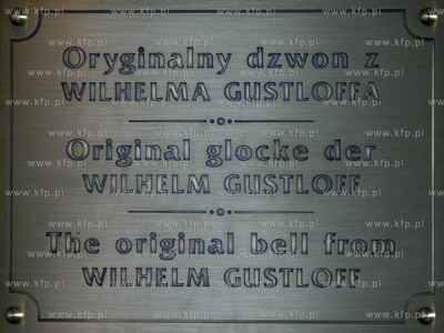 Oryginalny dzwon z wraku Wilhelma Gustloffa, lezacego...
