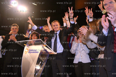 Wybory parlamentarne 2007. Wieczor wyborczy Platformy...