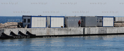 Gdynia. Trwa remont gdynskiego falochronu. Zostanie...