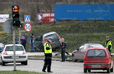 Gdansk. Wypadek na ul. Rakoczego na skrzyzowaniu przy...
