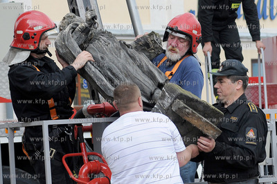 Wejherowo. Strazacy z Panstwowej Strazy Pozarnej z...