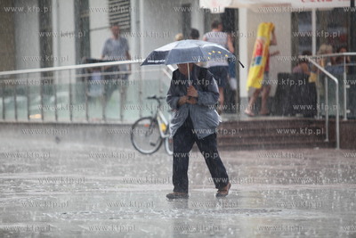 Po upalych dniach nad Sopotem przeszla gwaltowana ulewa...