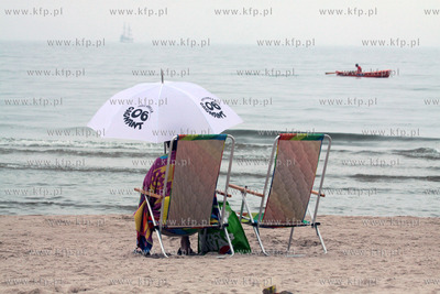 Wakacyjny wypoczynek na plazy w Kolobrzegu.
07.07.2011
fot....