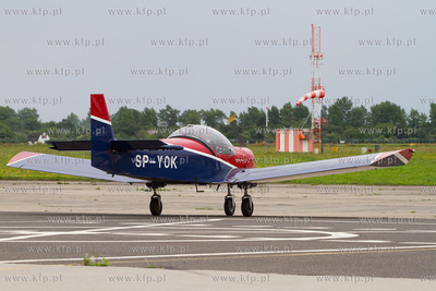 Gdynia, Oksywie. Przed godzina 17 na lotnisku 43 Bazy...