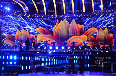 Gdynia - Skwer Kosciuszki. Rozpoczely sie proby przed...