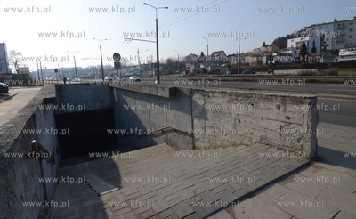 Gdynia. Ulica Wielkopolska i okolice. Nz Obskurny tunel...