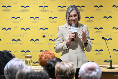 Miejska Biblioteka Publiczna - Sopoteka. Teatr Przy...