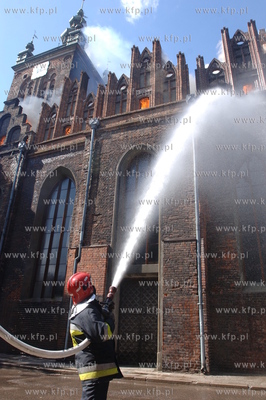 Pozar kosciola sw Katarzyny w Gdansku.
22.05.2006
Fot....