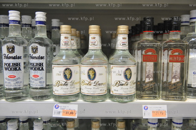 Oficjalne otwarcie dla klientow centrum handlowego...