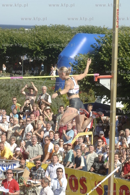 Molo w Sopocie - konkurs skokow "Tyczka na molo" ....