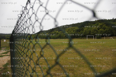 Gdansk. Boisko pilkarskie przy ul.Koscierskiej klubu...