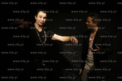 Gdańsk. Scena Muzyczna. Kabaret Skeczów Męczących.
18.02.2012
fot....