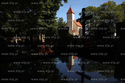 Zukowo. Cmentarz.
29.08.2014
fot. Krzysztof Mystkowski...