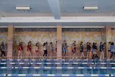 W ramach Maratonu Pływackiego Ekiden 2015 Akademia...