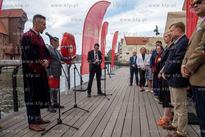 W Gdańsku mamy nabrzeże Hanzy. Uroczystość odsłonięcia...