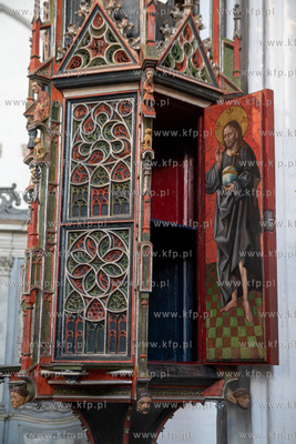 Prace remontowo - konserwatorskie w Bazylice Mariackiej...