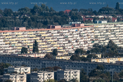 Gdańsk Przymorze. Widok z tarasu Olivia Star. 27.09.2023...
