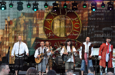 Gdansk Sail. Szanty pod Zurawiem 09.07.2010 fot. Wojciech...