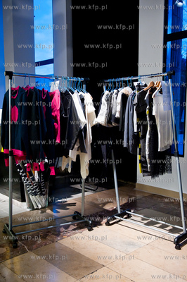 Gdansk. Foyer Opery Baltyckiej. Piata edycja targow...