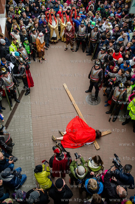 Wielki Piatek. Misterium Meki Panskiej na ulicach Gdanska.
25.03.2016
fot....