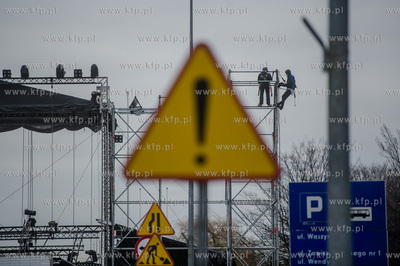 Gdynia. Skwer Kościuszki. Budowa sceny przeznaczonej...