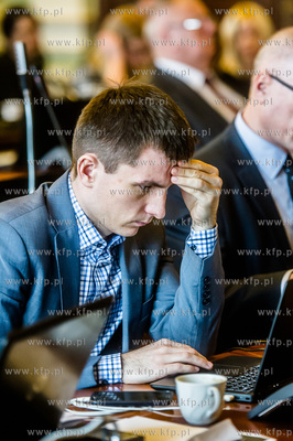 Gdansk. Nowy Ratusz. XXXIV Sesja Rady Miasta Gdanska....