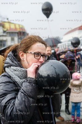 Plac Przyjaciół SopotuHappening pt. Nie róbcie nas...