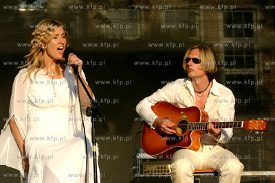 Koncert angielskiego zespolu Bliss na Targu Weglowym...