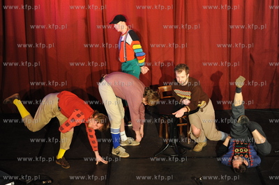 Kino Neptun, Gdansk. Wystep kabaretu Lowcy.B
31.01.2009
fot....
