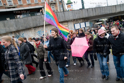 Krakow. Doroczna demonstracja feministyczna organizowana...