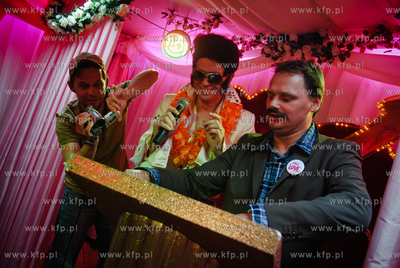 Swiatynia Milosci autorski projekt Robert Rumasa i...