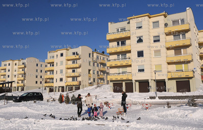 Gdansk Zakoniczyn. Zimowy krajobraz pelen sniegu.
14.01.2010
fot....