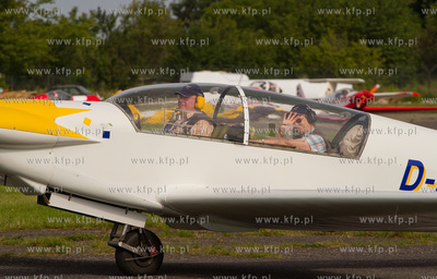 Trzynascie motoszybiowcow z Niemiec przez weekend goscilo...