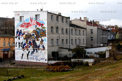 Mural według projektu Jarosława Wojtasińskiego w...