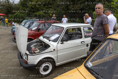 Wakacyjny zlot motoryzacyjny samochodów polskiej produkcji...