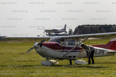 Dzień Otwarty Aeroklubu Gdańskiego w Pruszczu Gdańskim.
27.09.2025
fot....