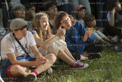 Gdańsk. Festiwal teatrów Ulicznych FETA. Dansk Rakkerpak...
